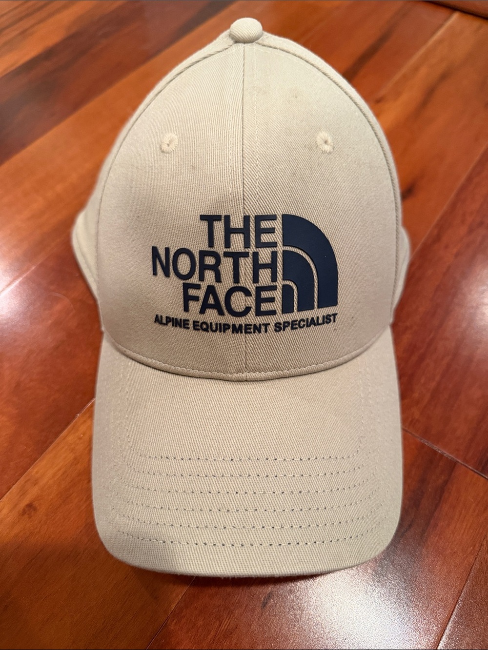 5/$25!! The North Face Tan Snapback Cap Logo